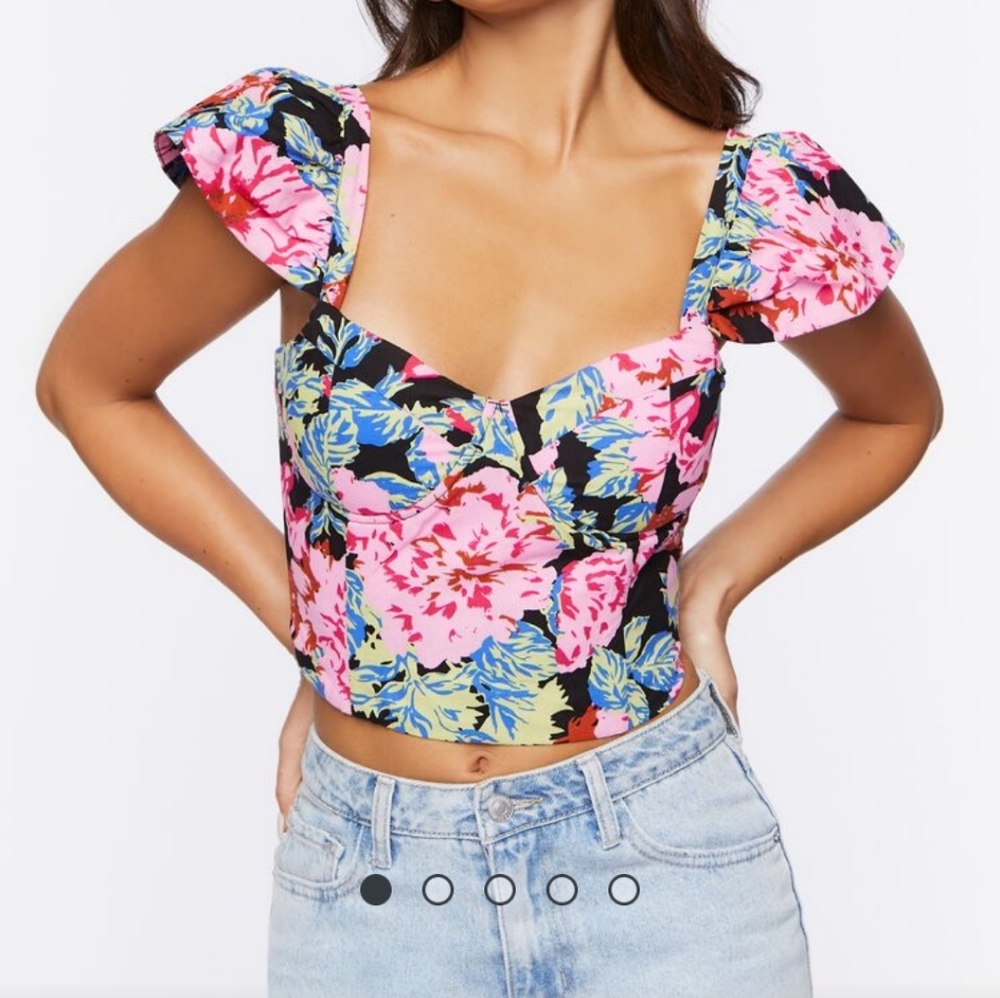 Floral cap-sleeve crop top